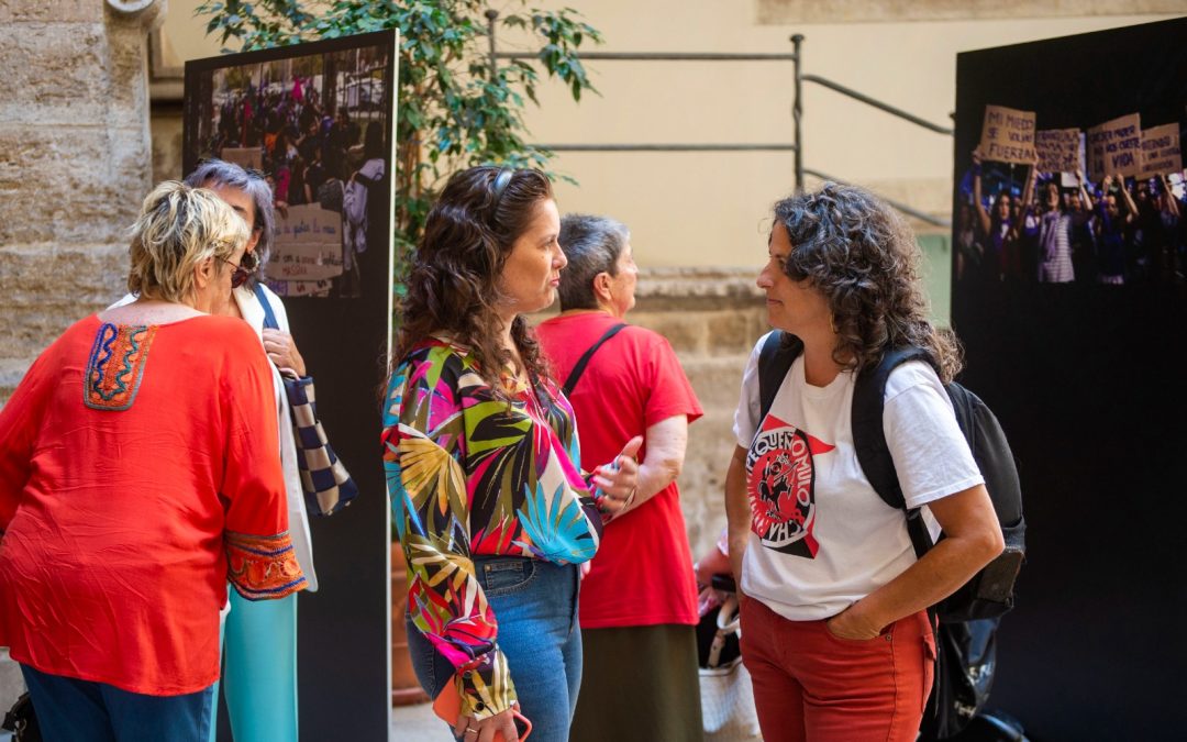 Humans Fest inaugura una exposición de la fotoperiodista Eva Máñez sobre las movilizaciones feministas en València