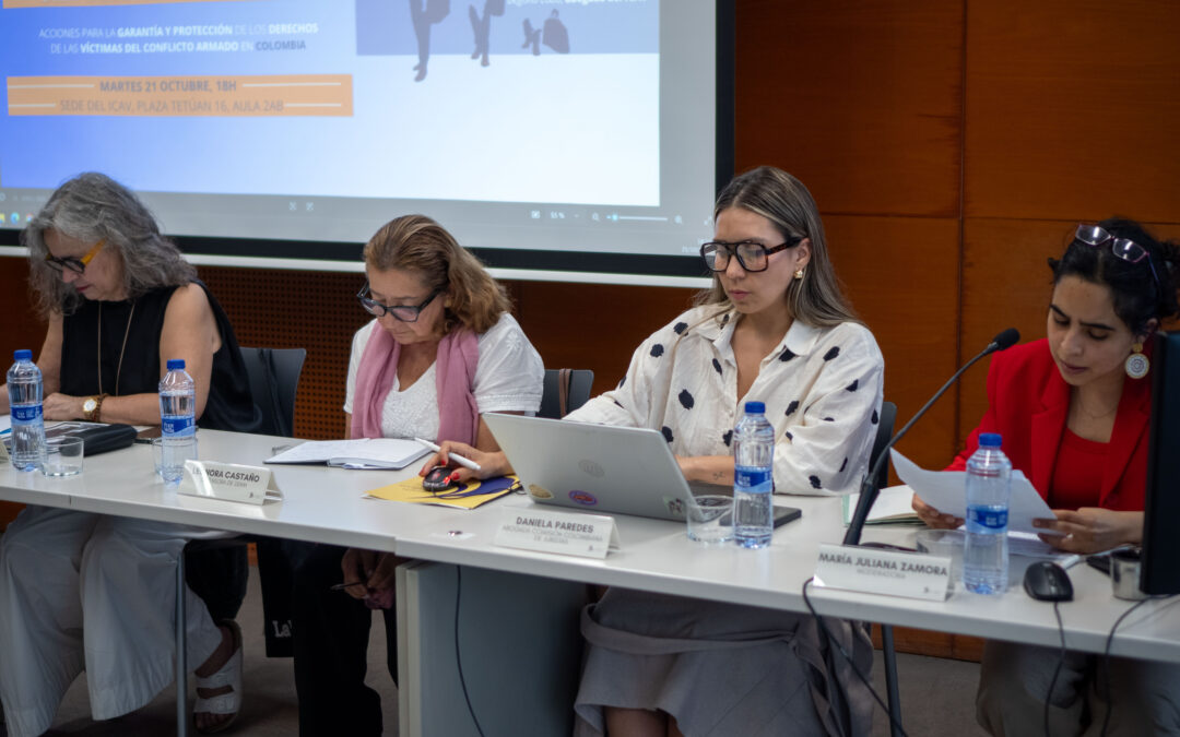 Tejiendo lazos por la justicia: «Voces en el exilio» de Colombia